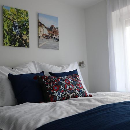 Natali Apartmanhaz เอ็กเกอร์ ภายนอก รูปภาพ